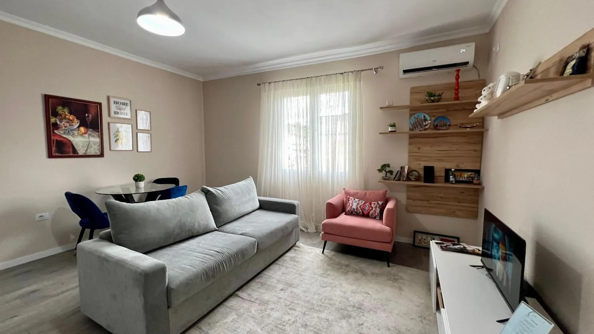 Cozy Flat Near Air Albania Stadium 1 Tirana Appartamento